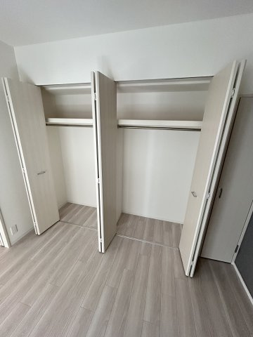 コンフォリア・リヴ東梅田の収納