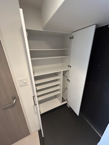 プレサンス松屋町駅前デュオの収納