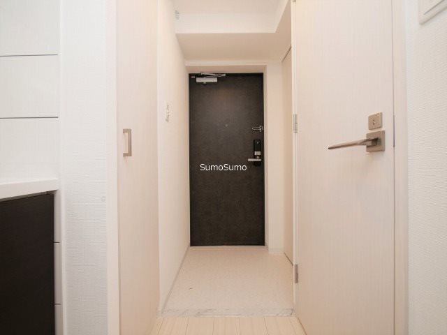エスリード難波セントラルの玄関