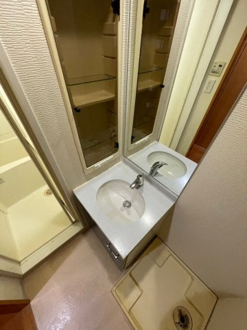 サムティ本町橋の洗面所
