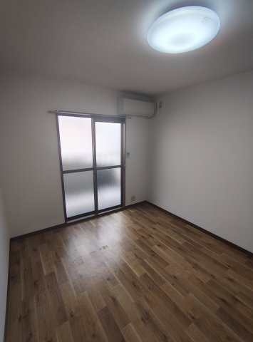 中原マンションの居間・リビング