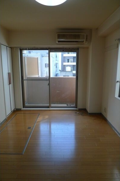 88堂島ウイングの寝室