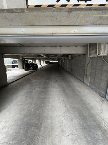 SAドームの駐車場
