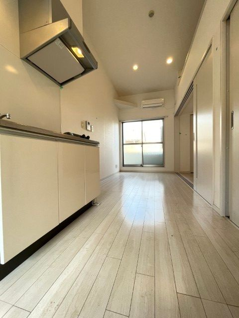 34-倶楽部ハウスの玄関