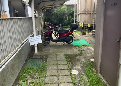 【駐輪場】 | レクハイム橋本 | マンションの駐輪場は、事前に空きがあるか確認を取ると安心です。せっかく入居したのに駐輪スペースがない！なんてことになったら大変ですよね。そこで、内見時や購入前にはまず事前に確認しておくと良いでしょう。