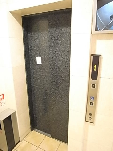 アドバンス三宮Ⅳルシールの外観