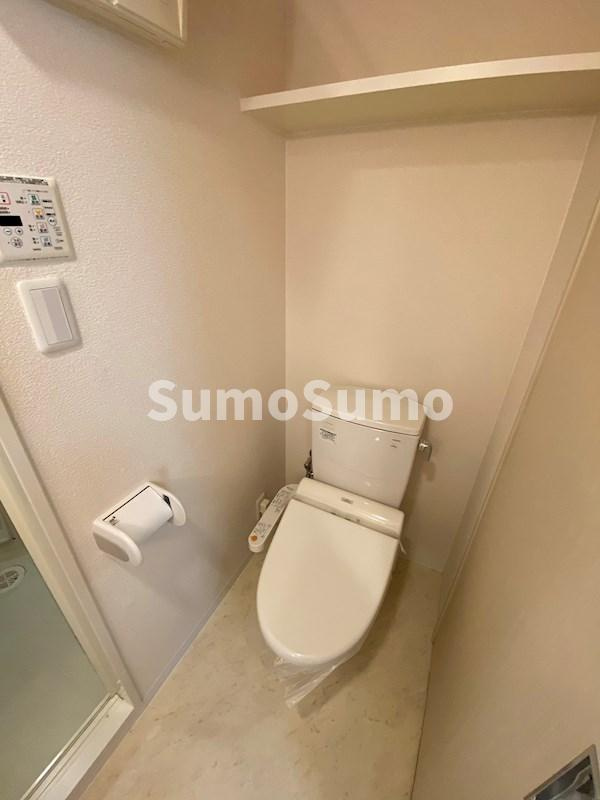 エステムプラザ神戸西Ⅴミラージュのトイレ|ゆったりとした空間のトイレです