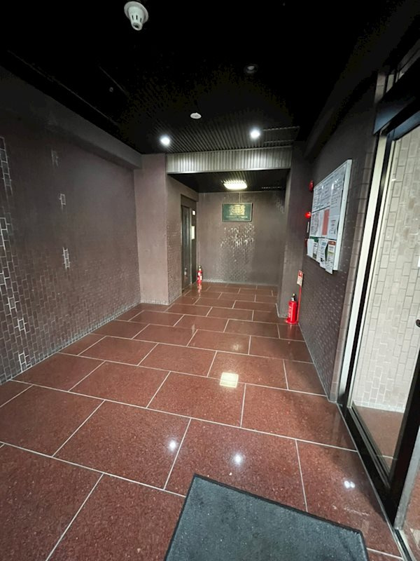 大阪市西区京町堀３丁目の賃貸マンションのロビー