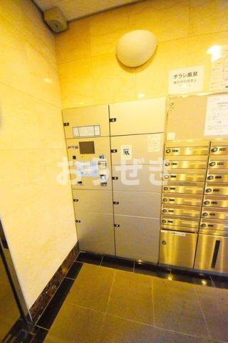 グリフォーネ横浜・妙蓮寺の玄関