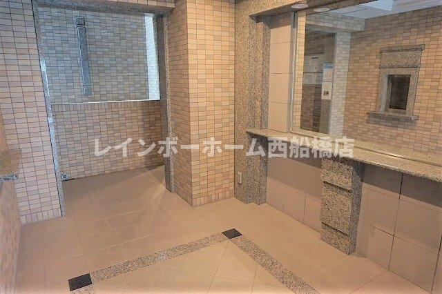 エスタブロのエントランス