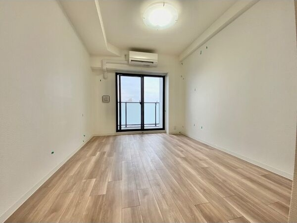 S-RESIDENCE名駅南の居間・リビング