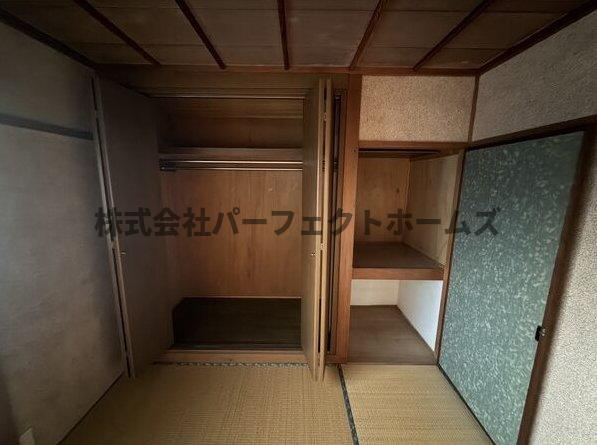 高柳4丁目テラスハウス　賃貸の収納|便利な収納スペースです