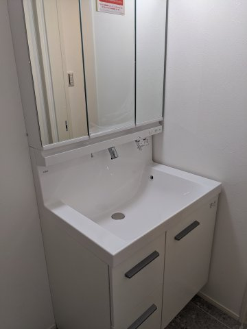 EG-11の洗面所|写真は建築中のモデル住戸（102）の画像です