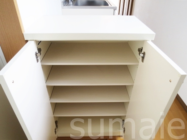 マンション明石の収納|シューズBOX完備です♪