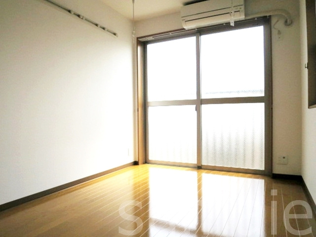 マンション明石の寝室|南向きのお部屋です☆ミ