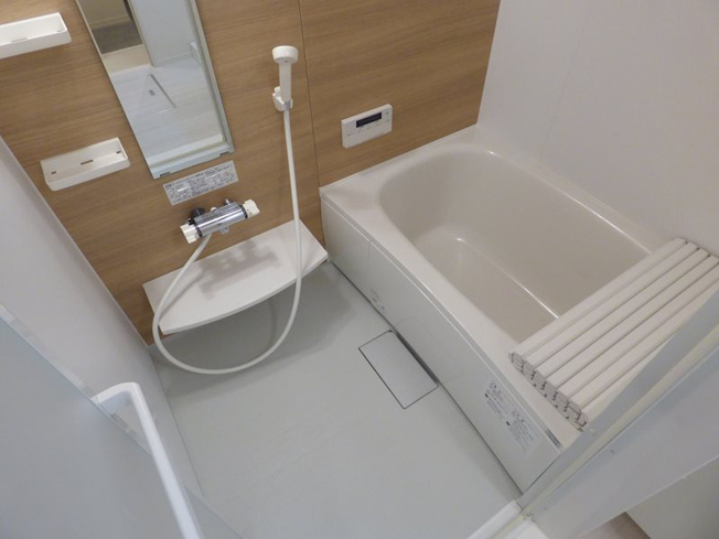 写真は同仕様参考写真。