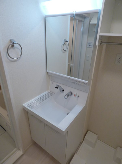 写真は同仕様参考写真。