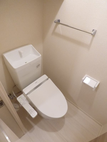 写真は同仕様参考写真。