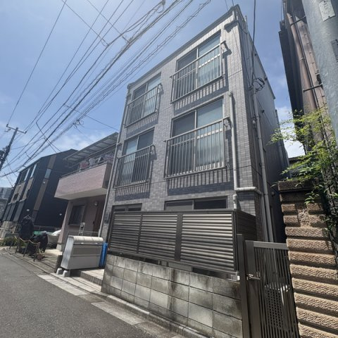 マンション明石の外観