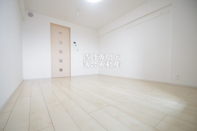 【寝室】 | グランツ・K | 開放感のあるお部屋