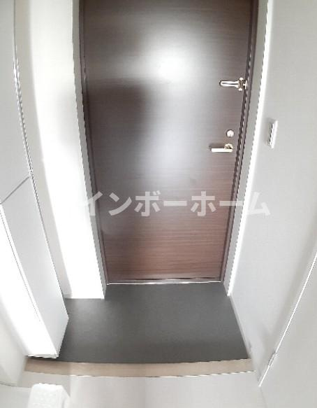 特典：仲介手数料が半額です!!の玄関|シンプルで使いやすい玄関です