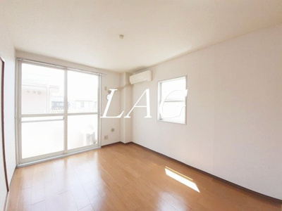 【居間・リビング】 | エルディム蓮田シティⅡ | 洋室のお部屋です。