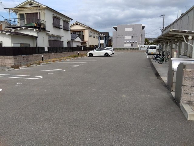 三木市平田のアパートのその他
