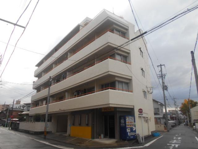 ステラメゾン六番町の外観
