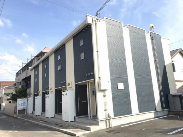 明石市二見町東二見のアパート