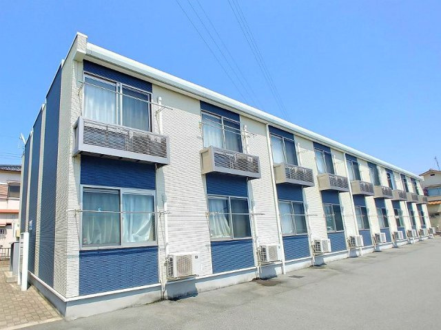 明石市魚住町西岡のアパート