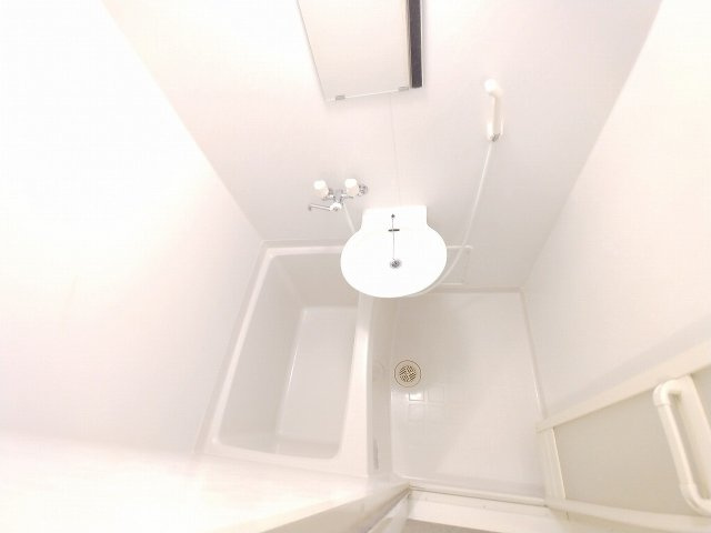 明石市魚住町西岡のアパートの内装
