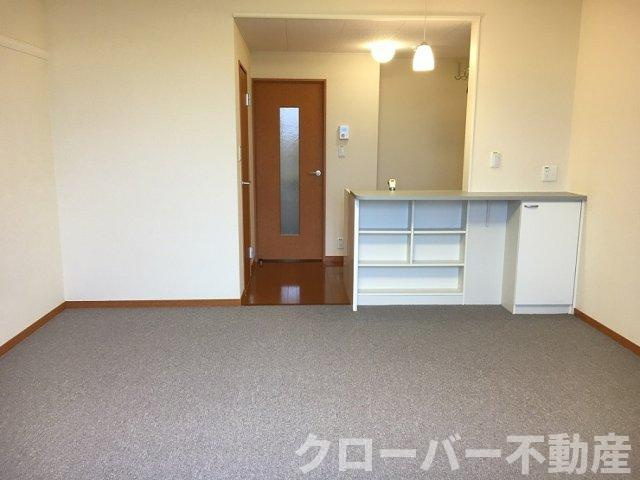 レオネクスト南Ⅱの居間・リビング|写真はイメージです。仕様・色が異なる場合があります。