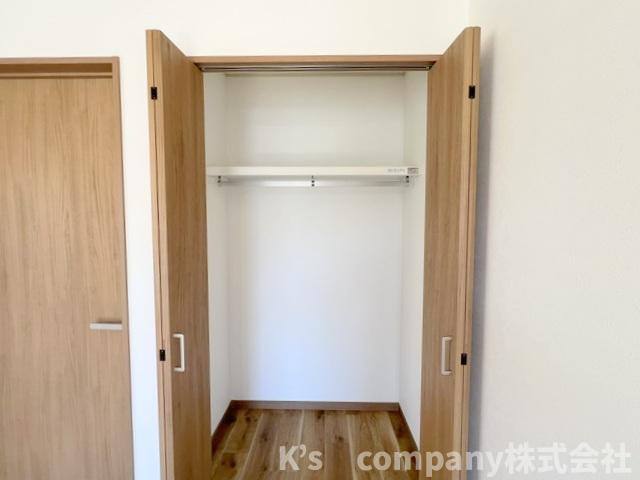 ●茅ヶ崎市南湖5丁目　中古戸建の収納|リビング収納◇急な来客でも対応できます☆