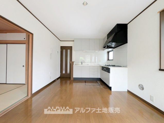 東京都羽村市五ノ神3　（中古）の居間・リビング
