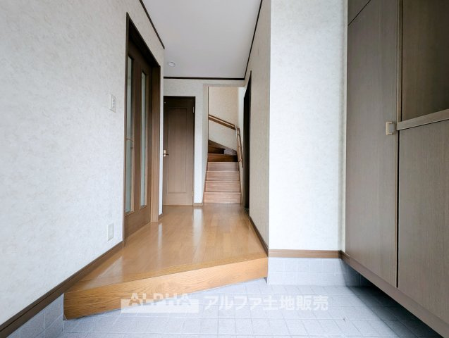 東京都羽村市五ノ神3　（中古）の玄関