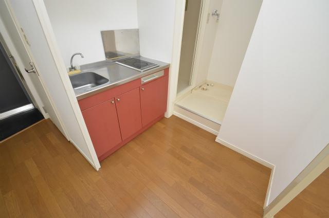 北九州市若松区高須東２丁目のアパートのキッチン