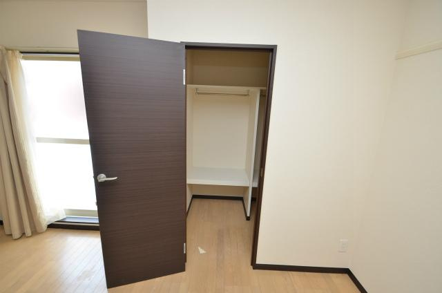 遠賀郡遠賀町松の本３丁目のアパートの収納