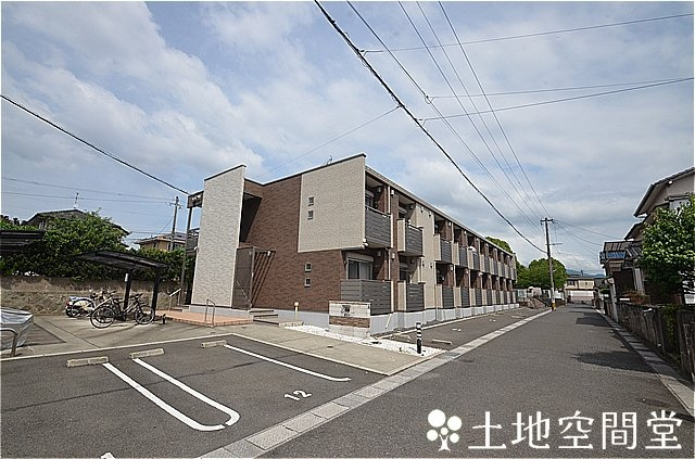 北九州市八幡西区高江４丁目のアパート
