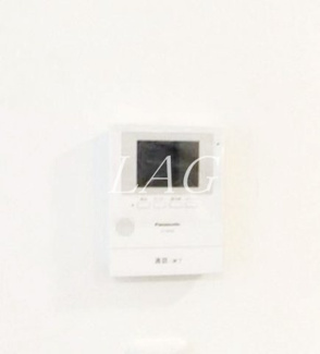 【セキュリティ】 | Decor Maison 中目黒 | モニター付インターホンです。