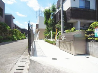 【その他共用部分】 | リブリ・HIMAWARI | ごみ置き場です。