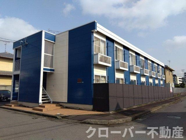 レオパレスウィスタリア坂出の外観
