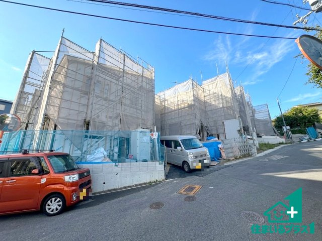 ●3(土)4(日)現地説明会　奈良市中山町　第16期　全3邸の前面道路含む現地写真|周辺は閑静な住宅街です。前面道路もしっかりと有りますので車の出し入れも安心ですよ！