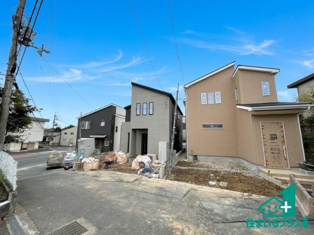 ●31(土)1(日)3(祝)現地説明会　奈良市中山町　第16期　全3邸の前面道路含む現地写真|周辺は閑静な住宅街です。前面道路もしっかりと有りますので車の出し入れも安心ですよ！