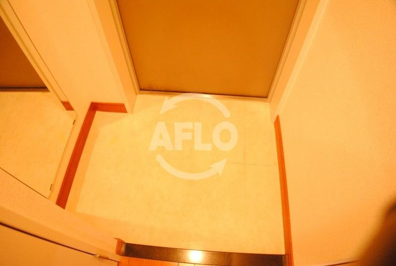 アスリート御堂筋本町の玄関|アスリート御堂筋本町　間口の広い玄関
