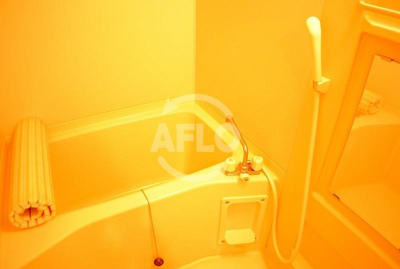 アスリート御堂筋本町の浴室|アスリート御堂筋本町　清潔感のあるお風呂