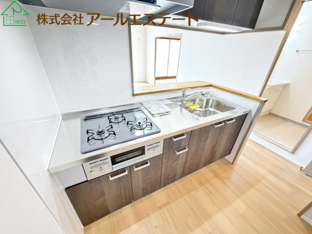 サンロイヤル加古川リバージュⅢ号館　　中古マンションのキッチン