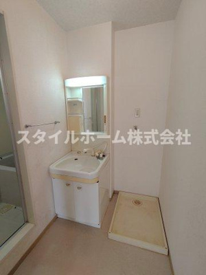 【洗面所】 | コンフォールB