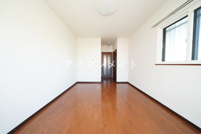 【寝室】 | パークハイムＴＯＫＩ | 開放的な寝室です