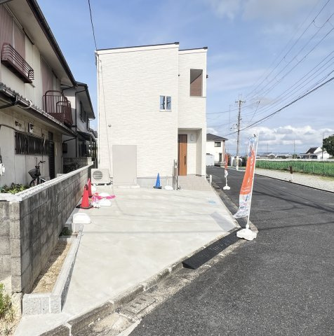 橿原市中町　新築未入居の外観