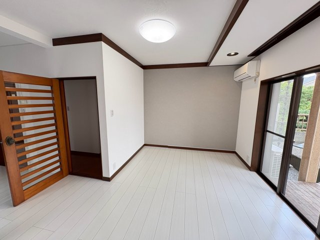 【居間・リビング】 | 沼津市岡宮　中古戸建